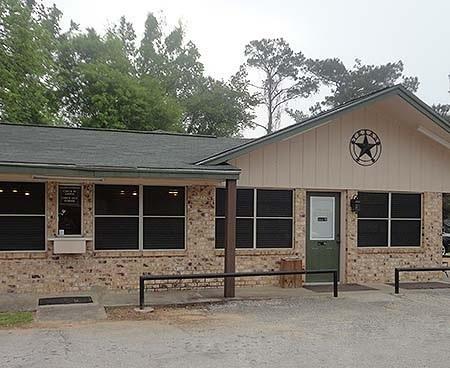 Garden Inn And Suites Silsbee Exterior photo